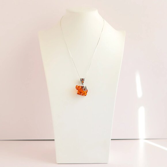 Baltic Amber Circus Elephant Pendant Necklace in 925 Sterling Silver - Picture 9 of 10